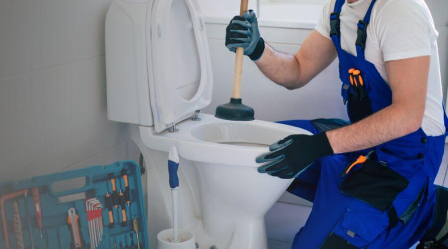 Professional septic tank pumping in Emmett, MI
